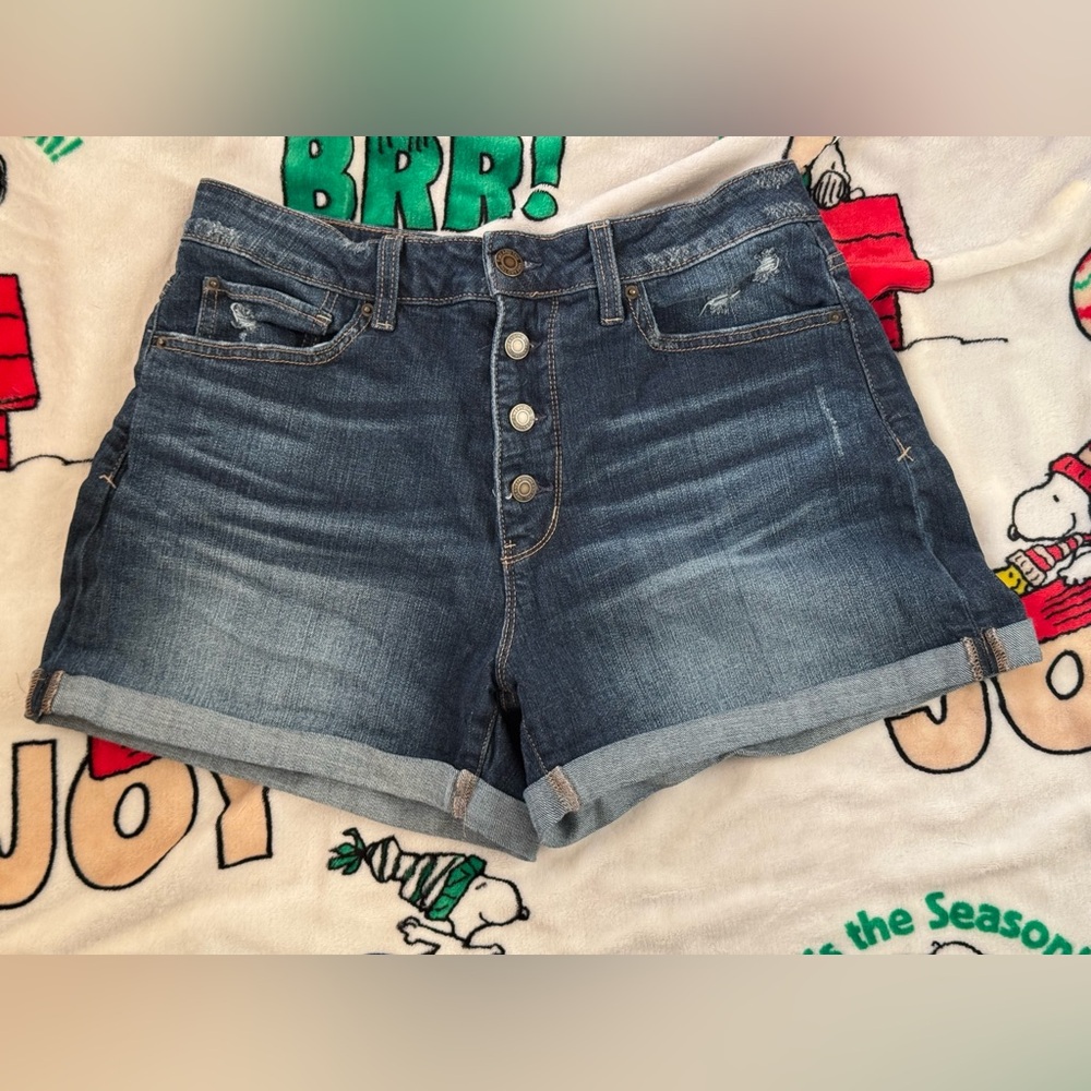 Time and tru high rise shorts cuffed